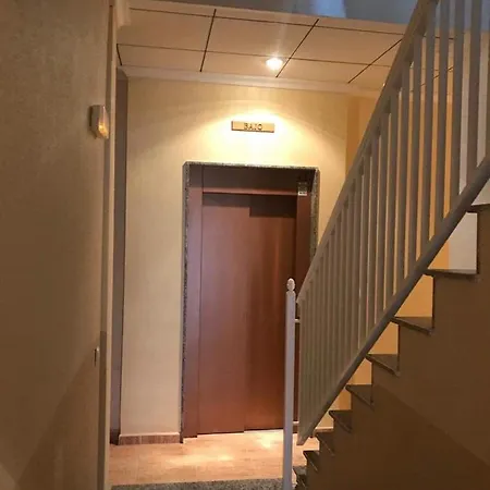 Calle Gases 69 Apartment